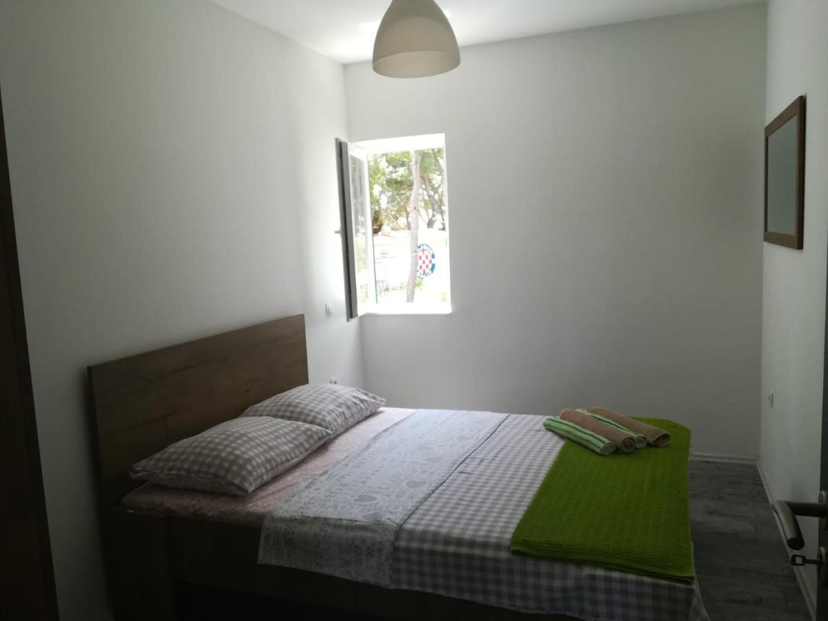Apartmani Radic Rg 罗戈兹尼察 外观 照片