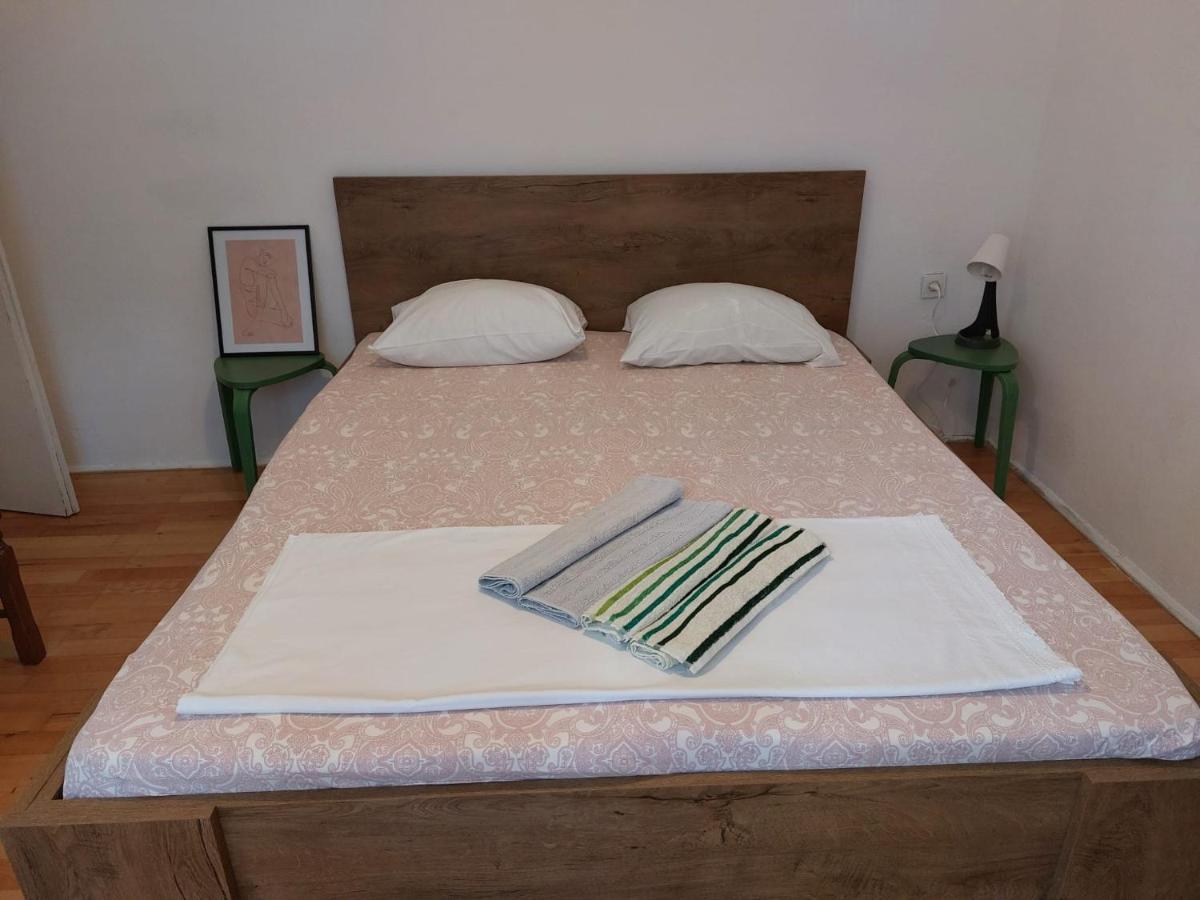 Apartmani Radic Rg 罗戈兹尼察 外观 照片