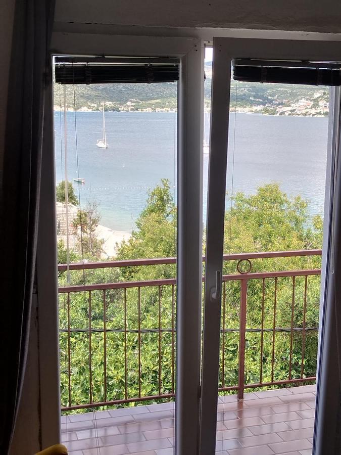 Apartmani Radic Rg 罗戈兹尼察 外观 照片