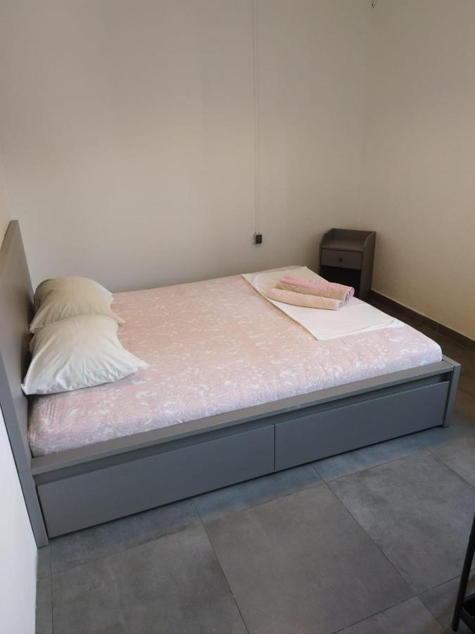 Apartmani Radic Rg 罗戈兹尼察 外观 照片