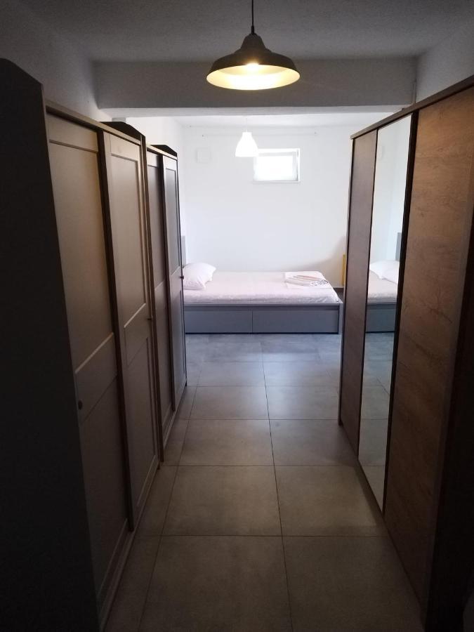 Apartmani Radic Rg 罗戈兹尼察 外观 照片